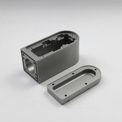 Dostosowane części do obróbki frezarskiej CNC Trwałe anodowane części aluminiowe ISO9001
